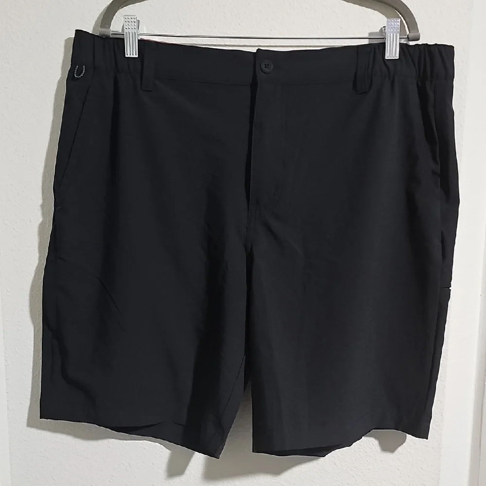 Eddie Bauer Men's Black Flat Front Shorts